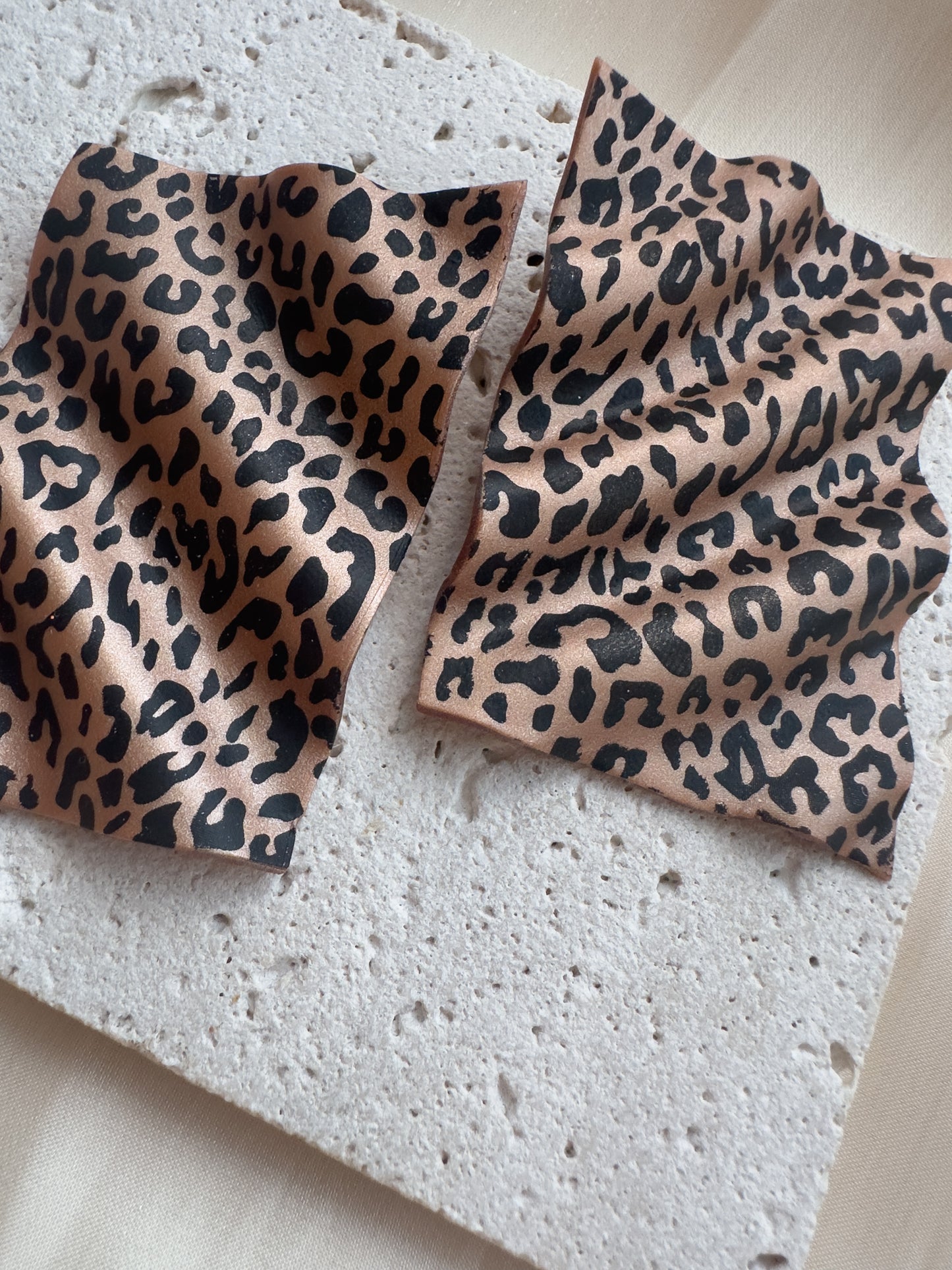 Waves Leopard