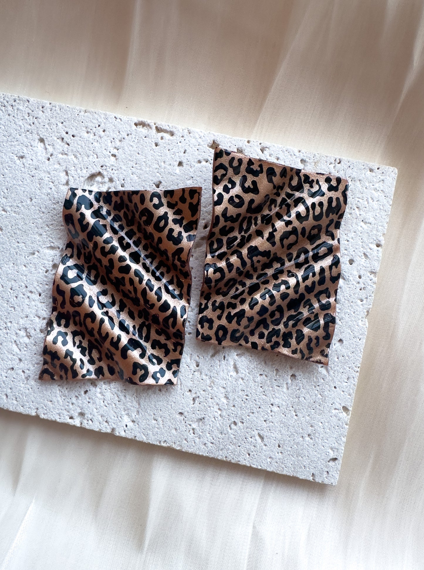 Waves Leopard