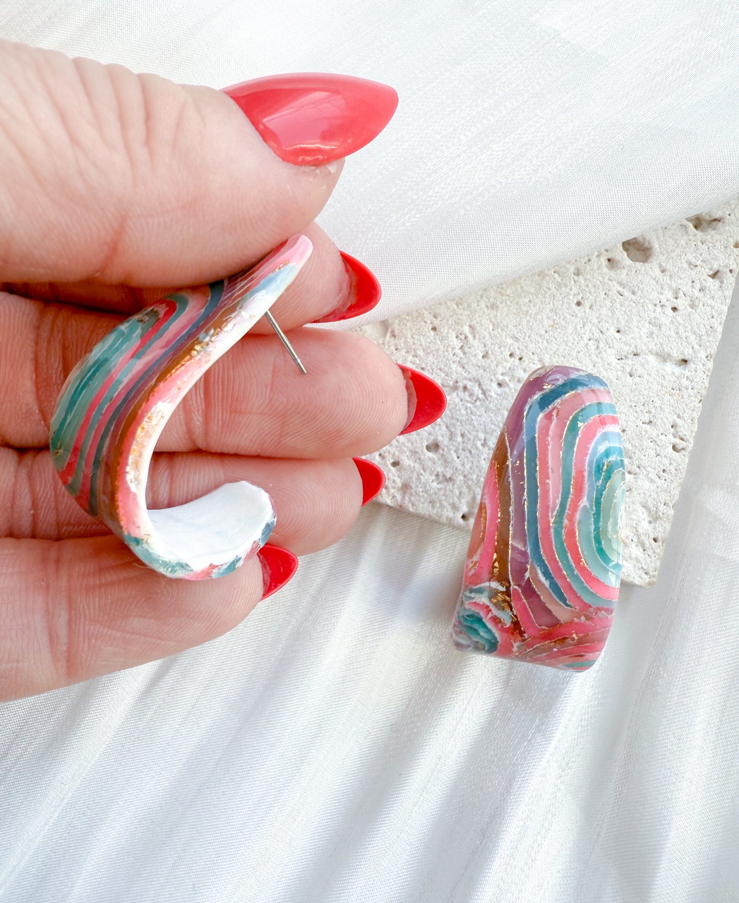 Stora hoops
