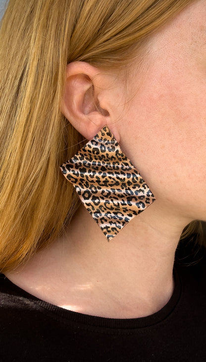 Waves Leopard