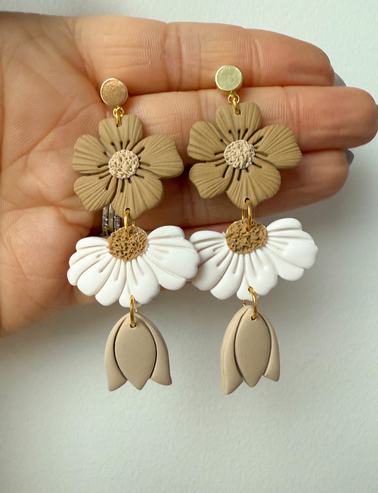 Blomster Beige