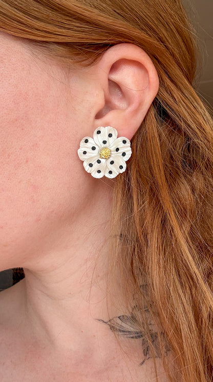 Izzy Pearl Dots