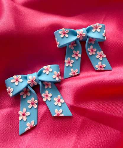 Blommig rosett (flera färgalternativ)