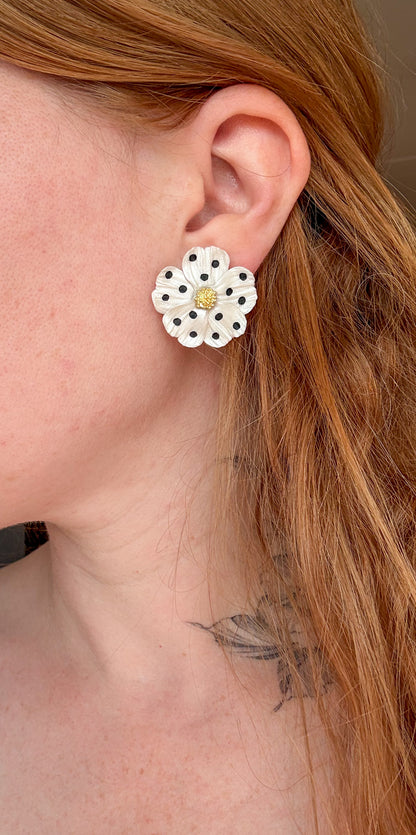 Izzy Pearl Dots